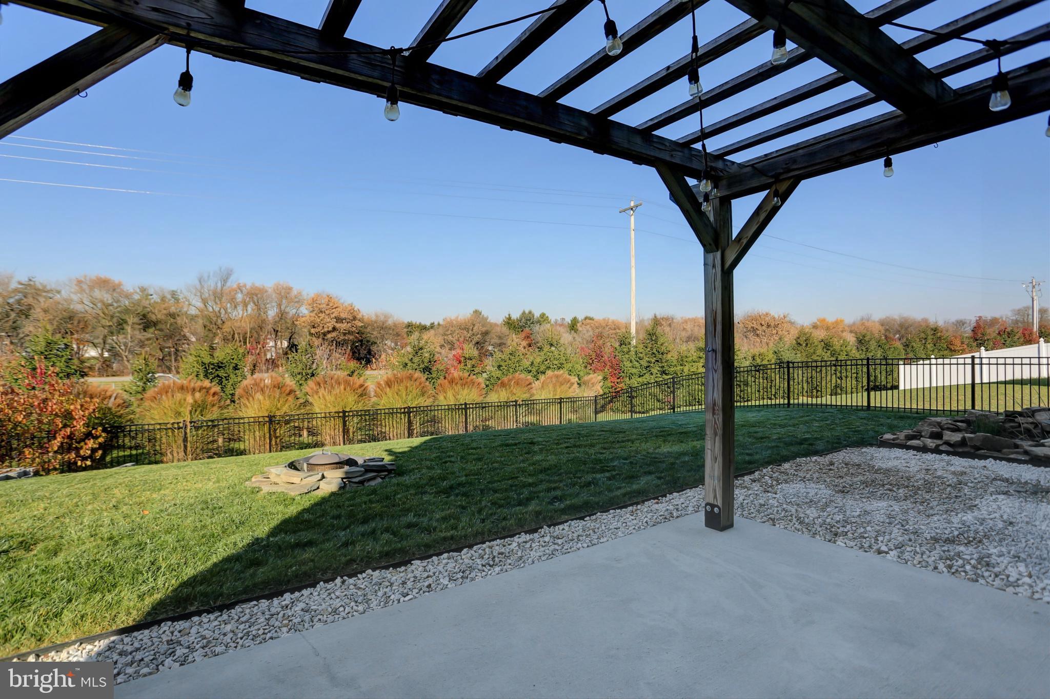 20 W Clarissa DRIVE