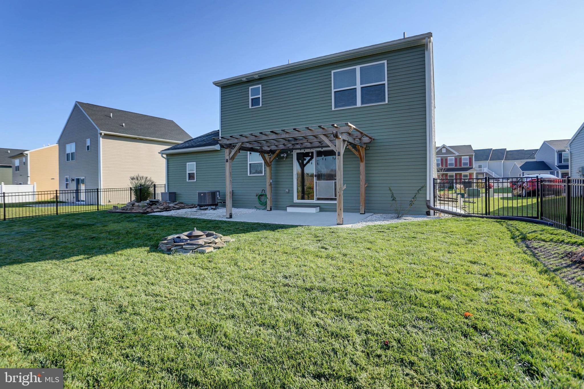 20 W Clarissa DRIVE