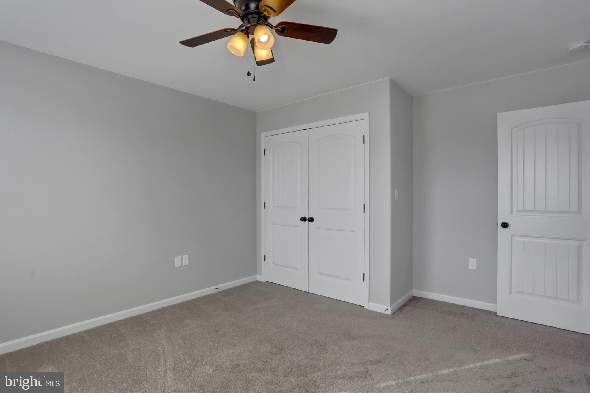 20 W Clarissa DRIVE