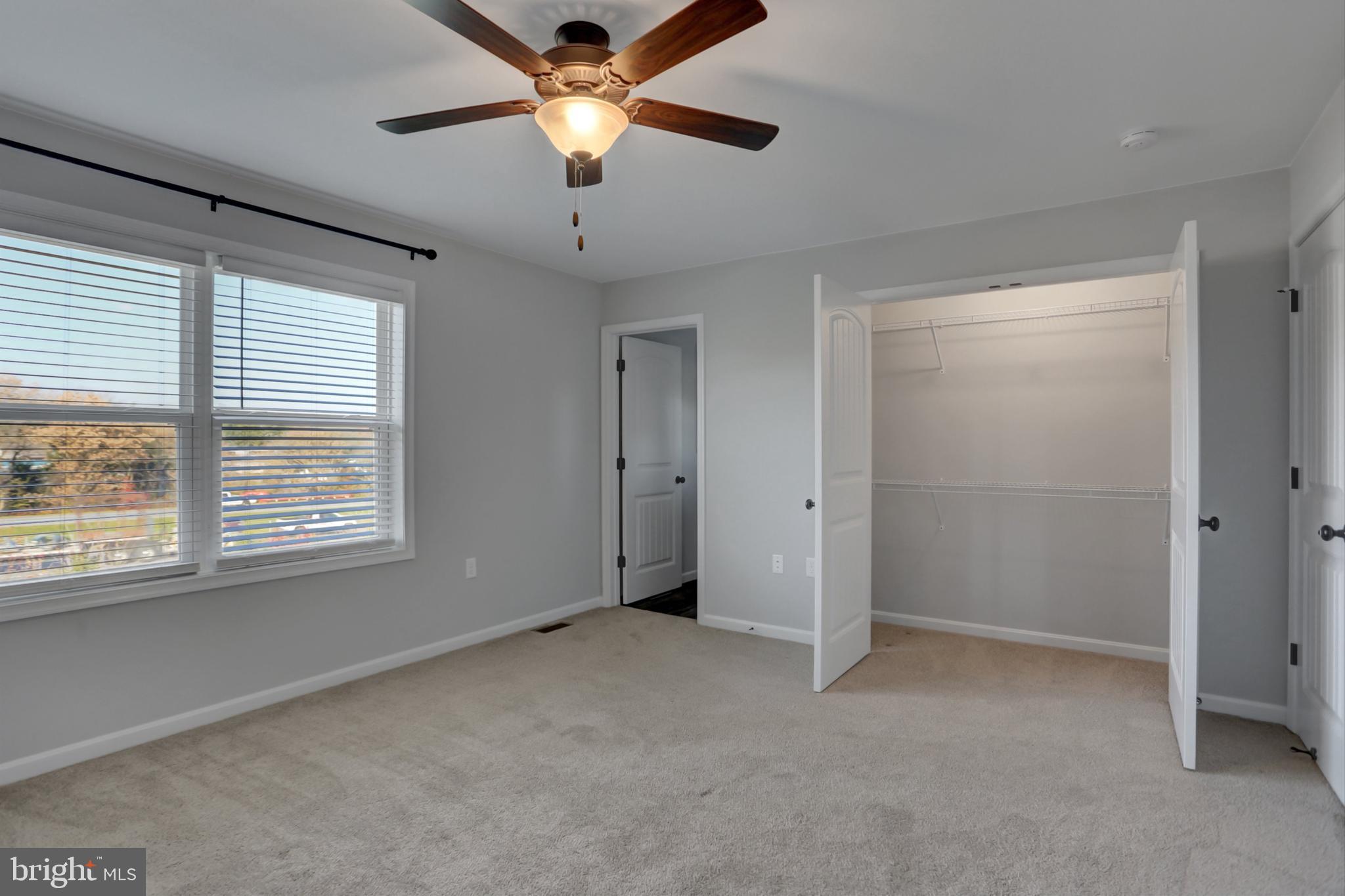 20 W Clarissa DRIVE
