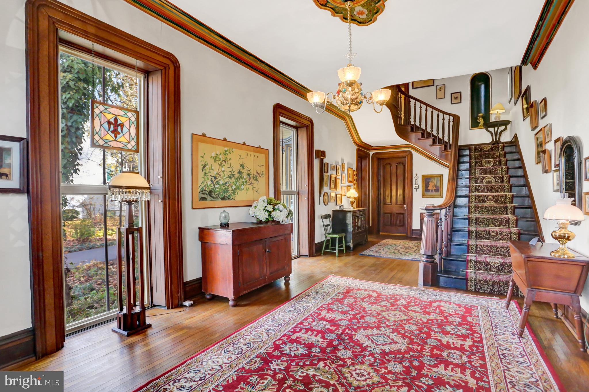 78 - 80 W King STREET