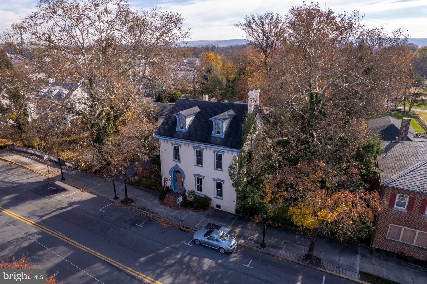 78 - 80 W King STREET