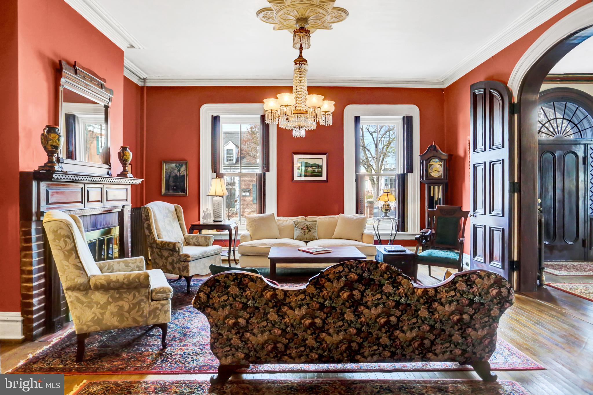 78 - 80 W King STREET