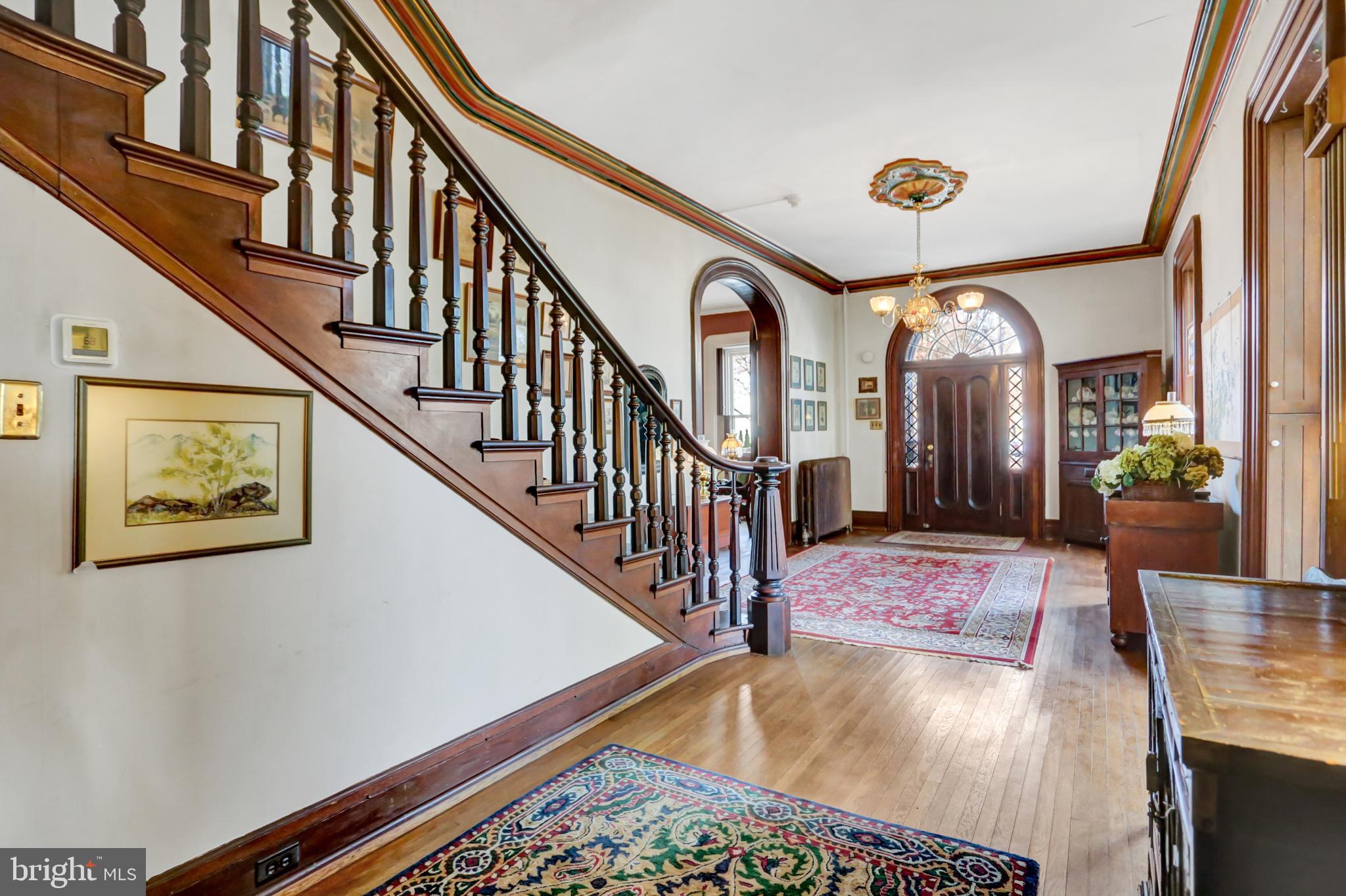 78 - 80 W King STREET