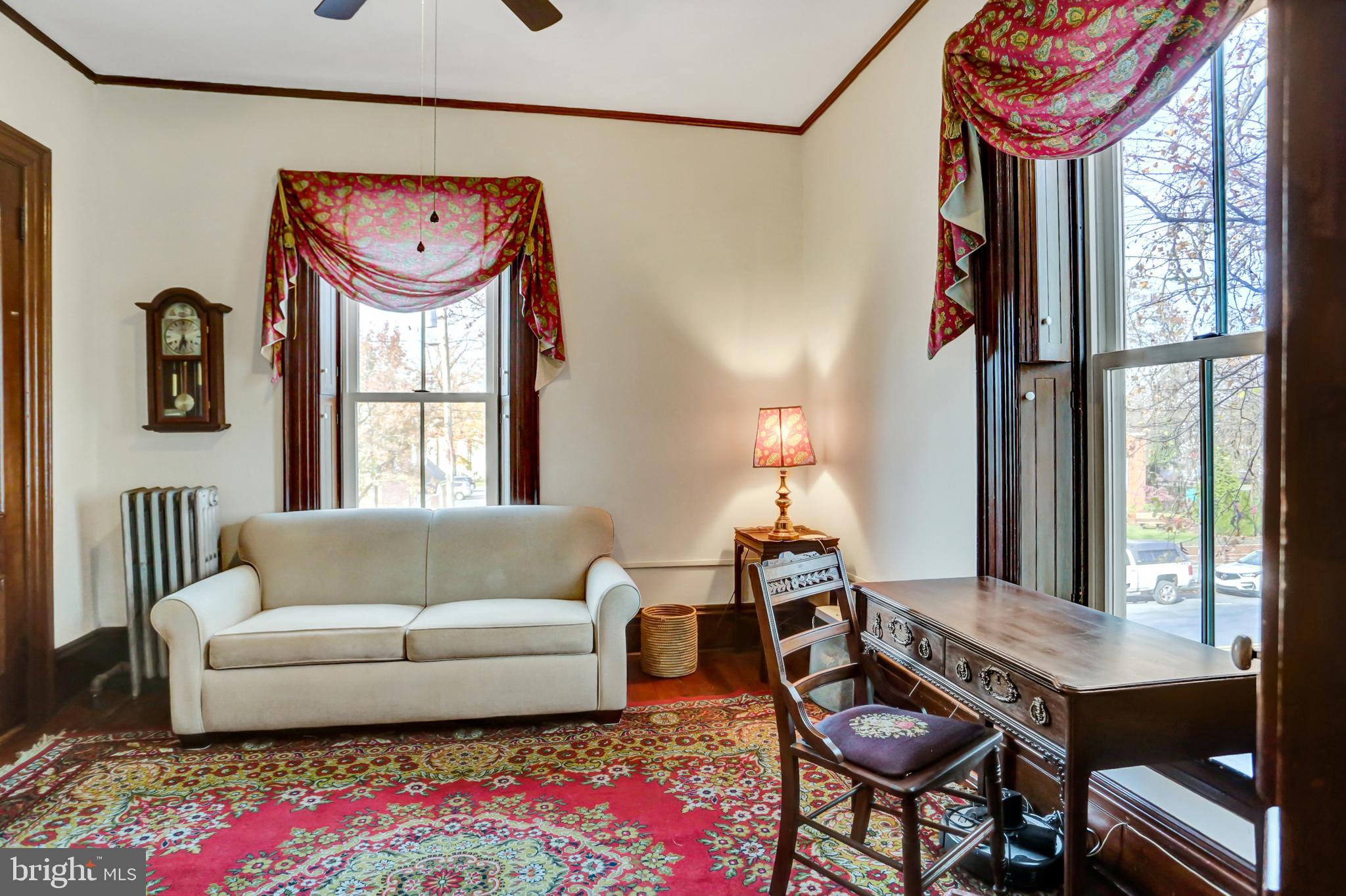 78 - 80 W King STREET