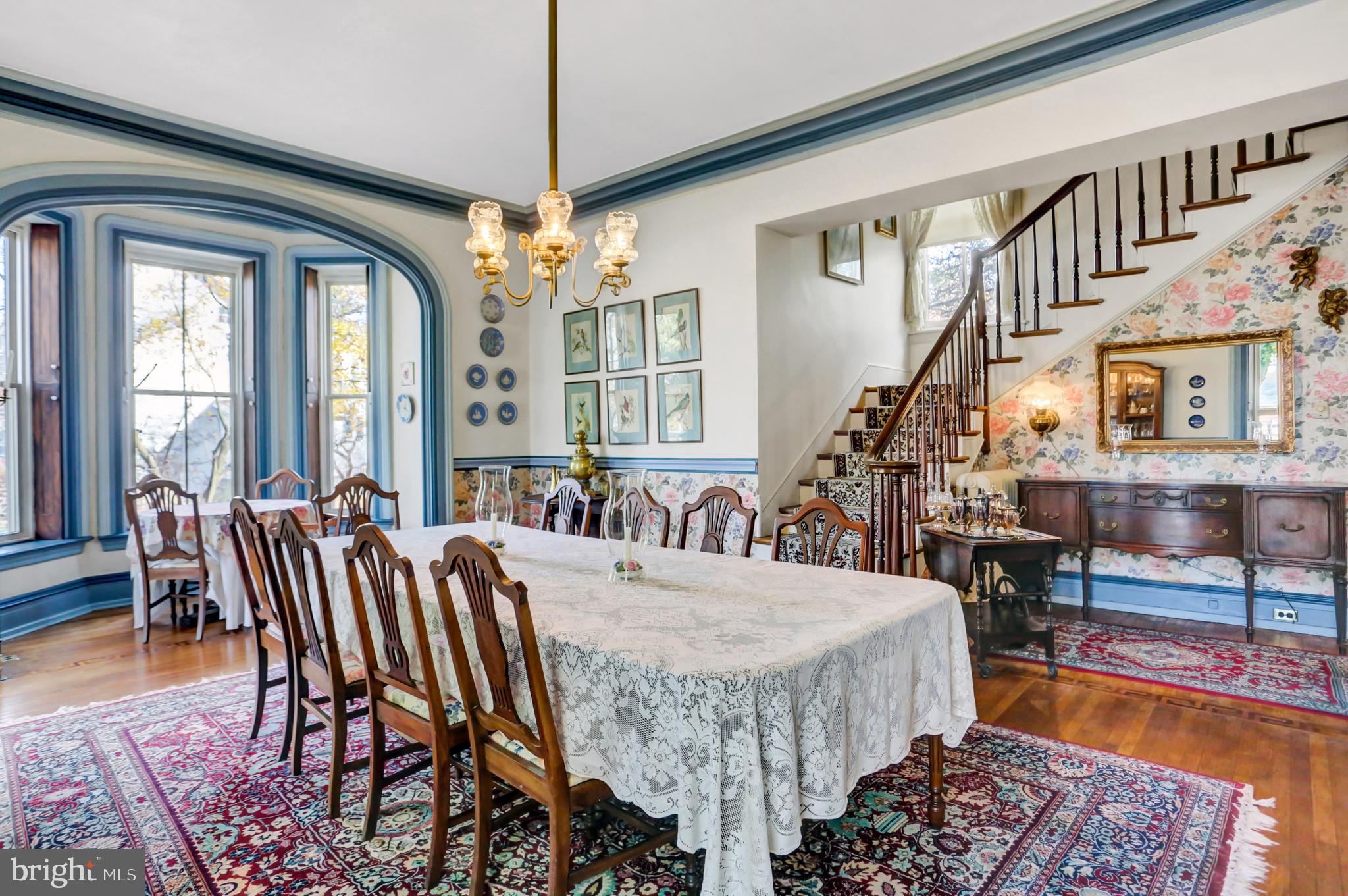 78 - 80 W King STREET