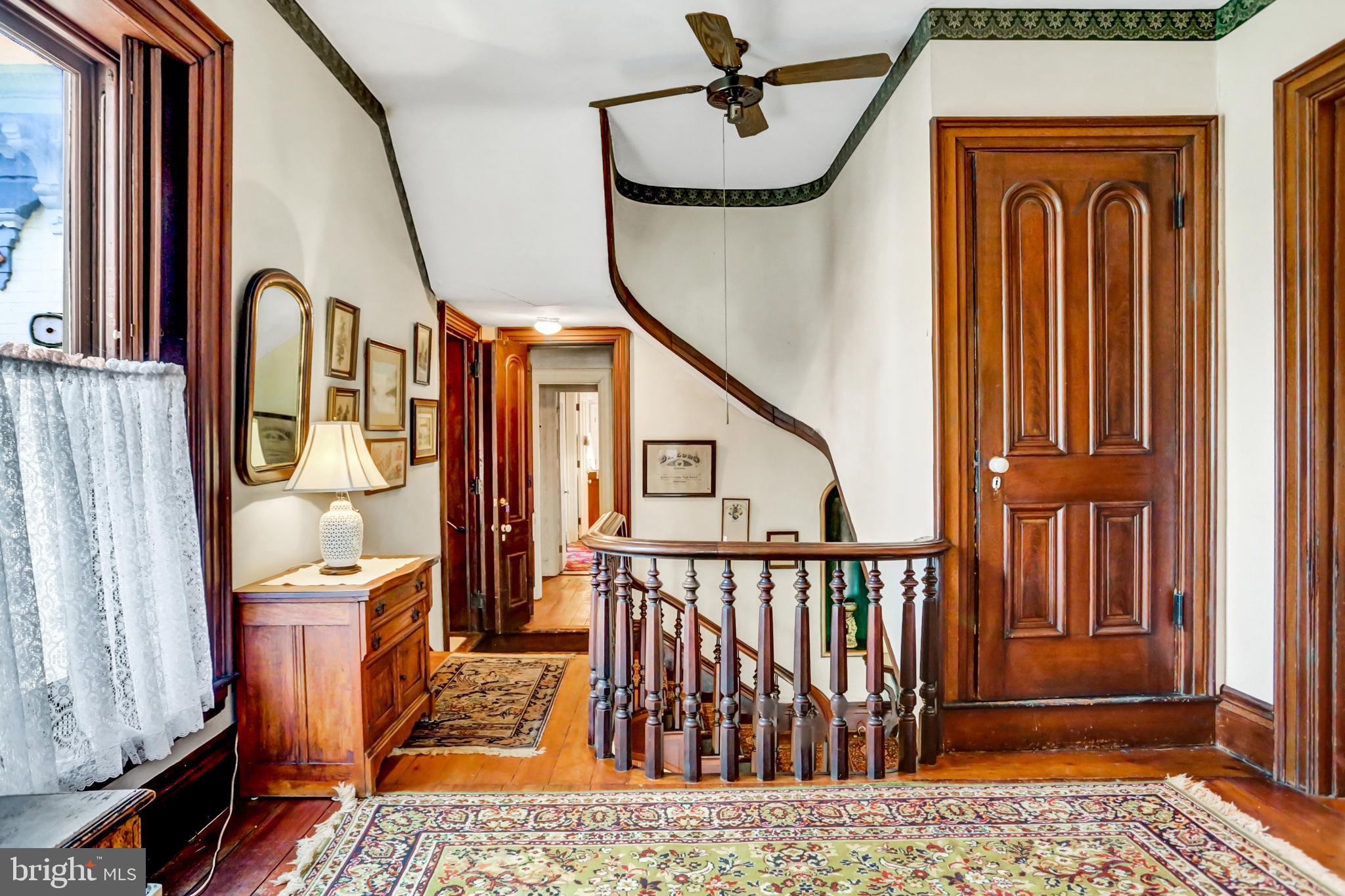 78 - 80 W King STREET