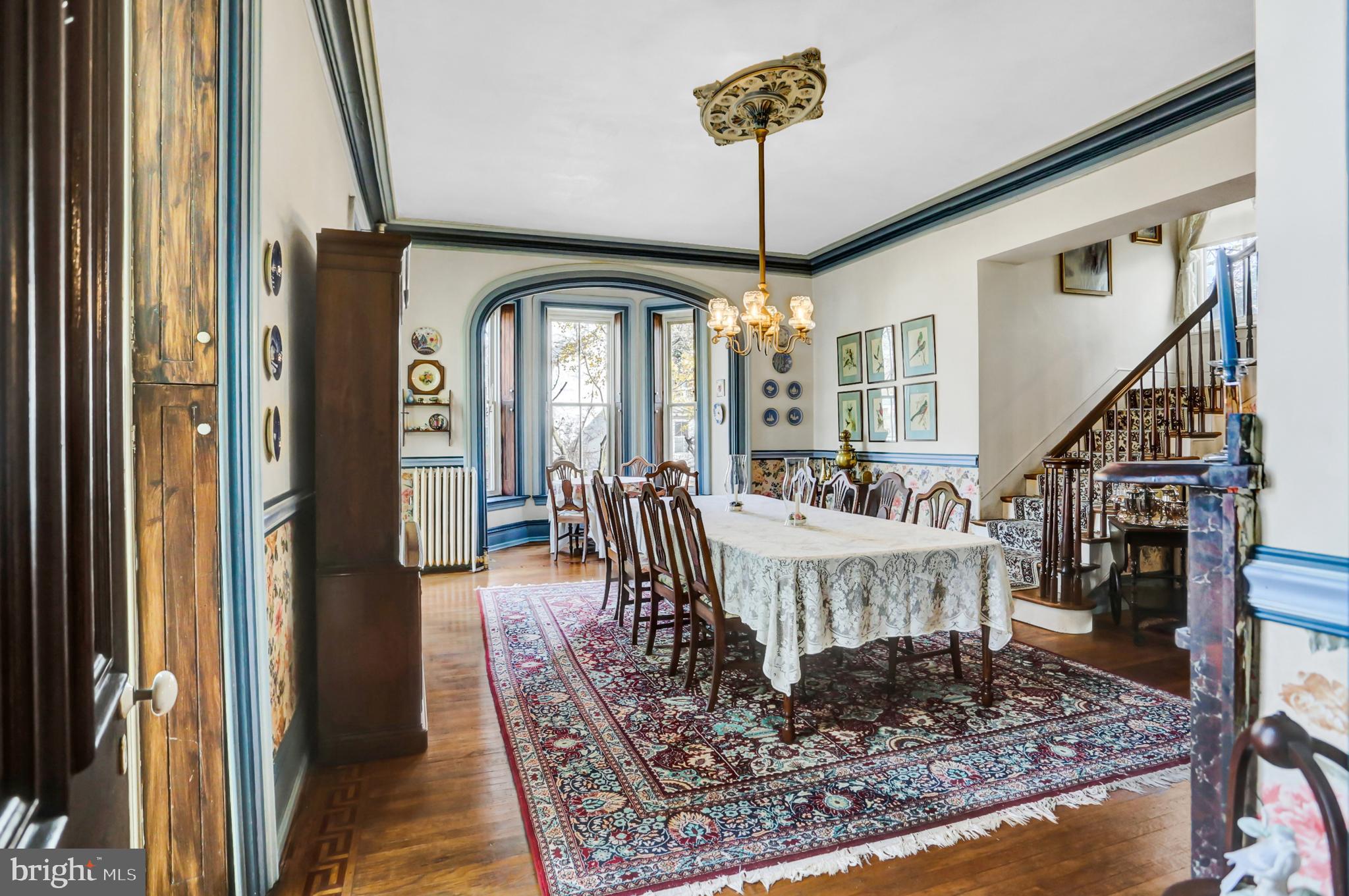 78 - 80 W King STREET