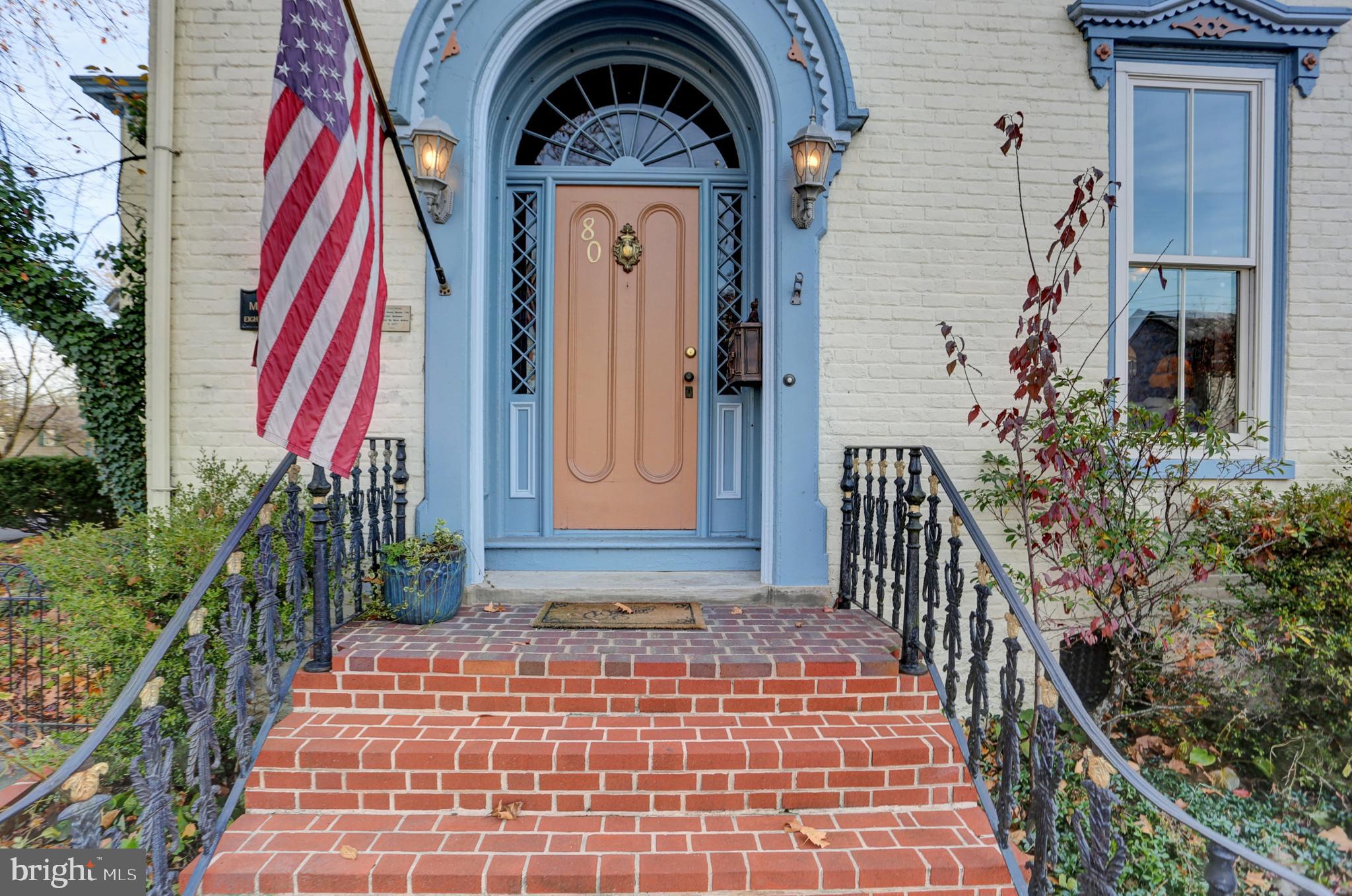 78 - 80 W King STREET