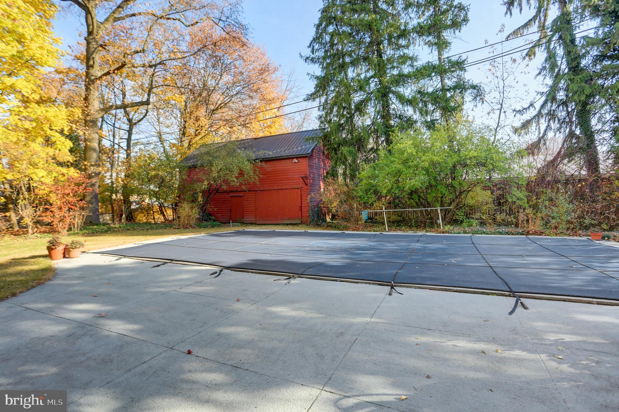 78 - 80 W King STREET