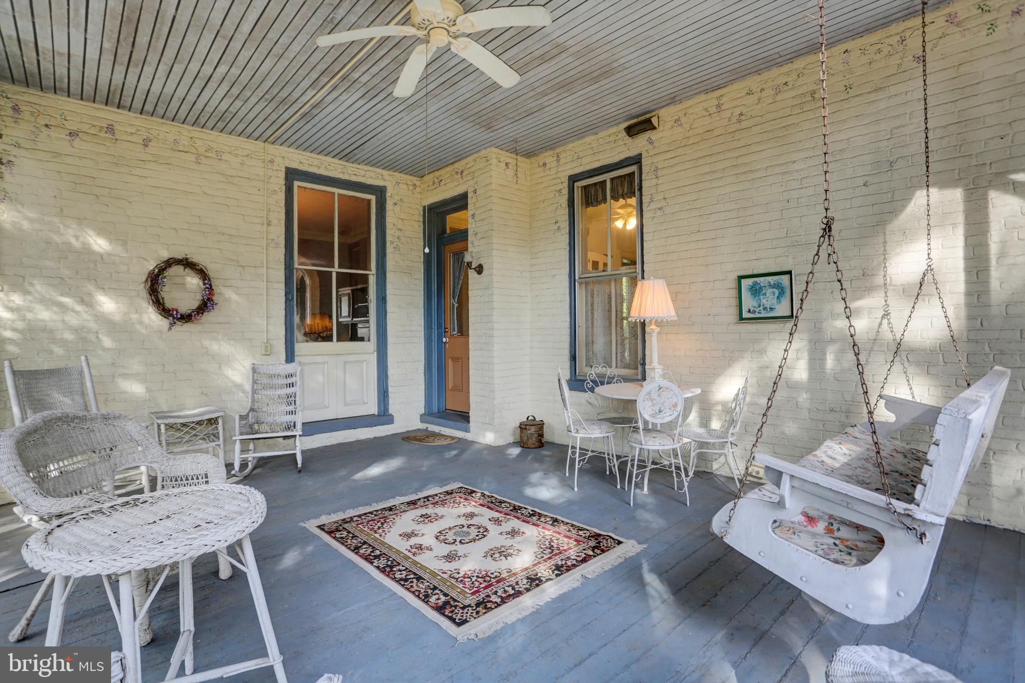 78 - 80 W King STREET