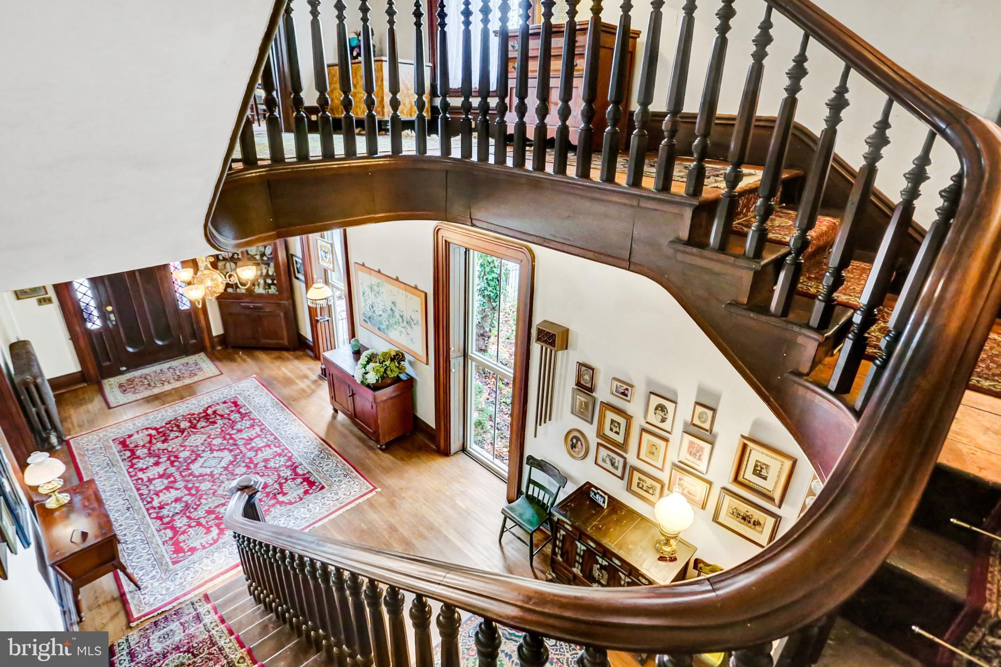 78 - 80 W King STREET