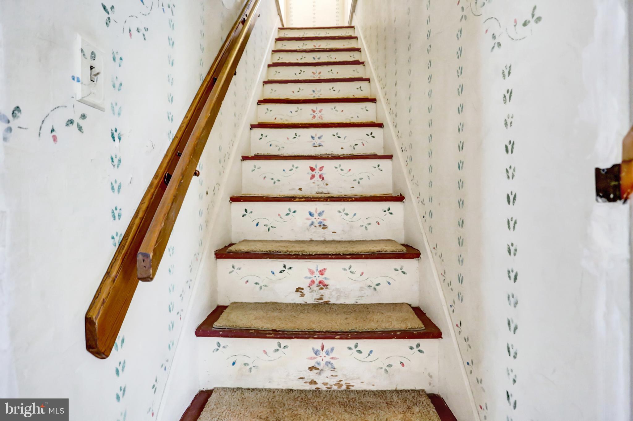 78 - 80 W King STREET