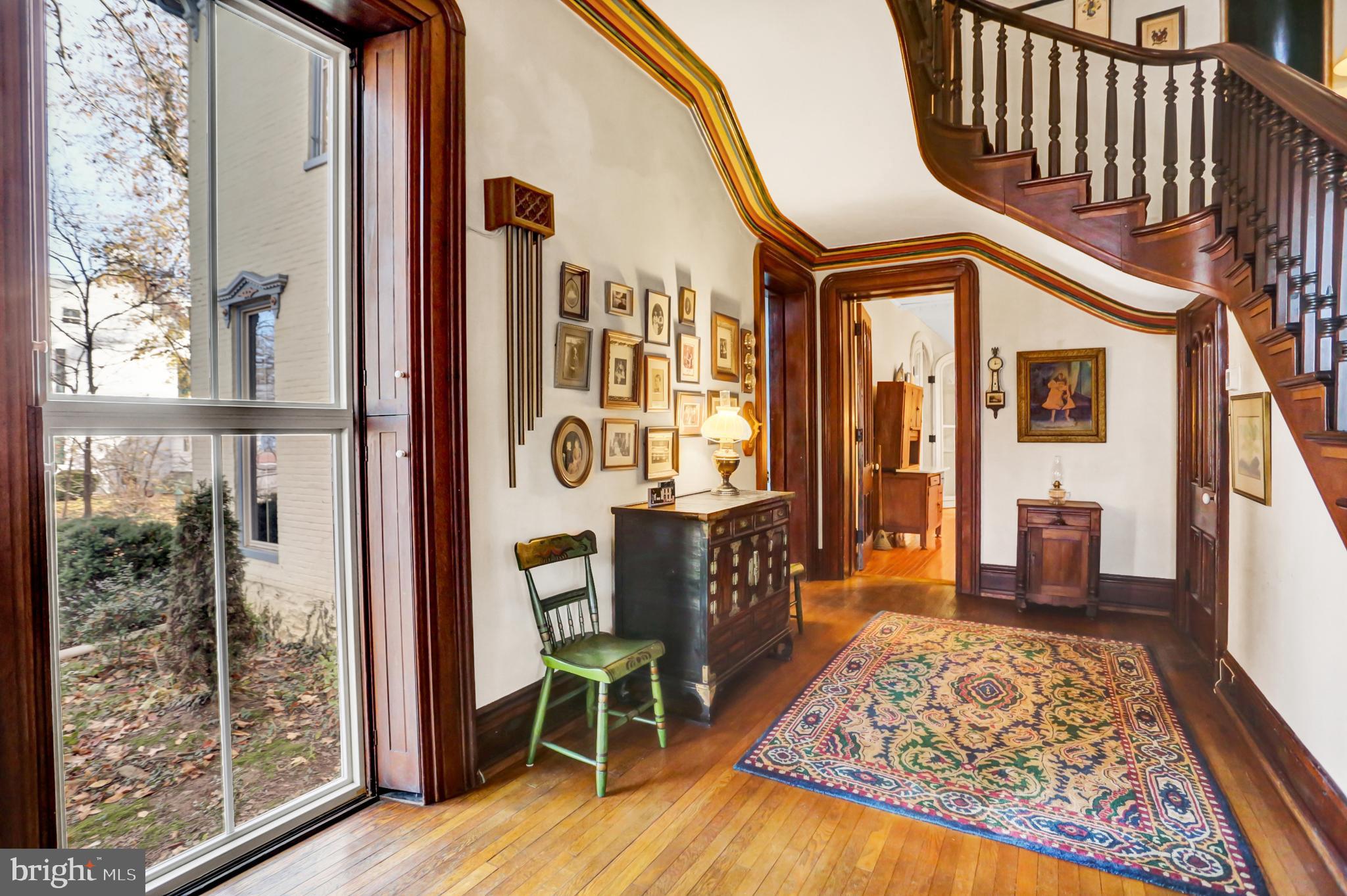 78 - 80 W King STREET