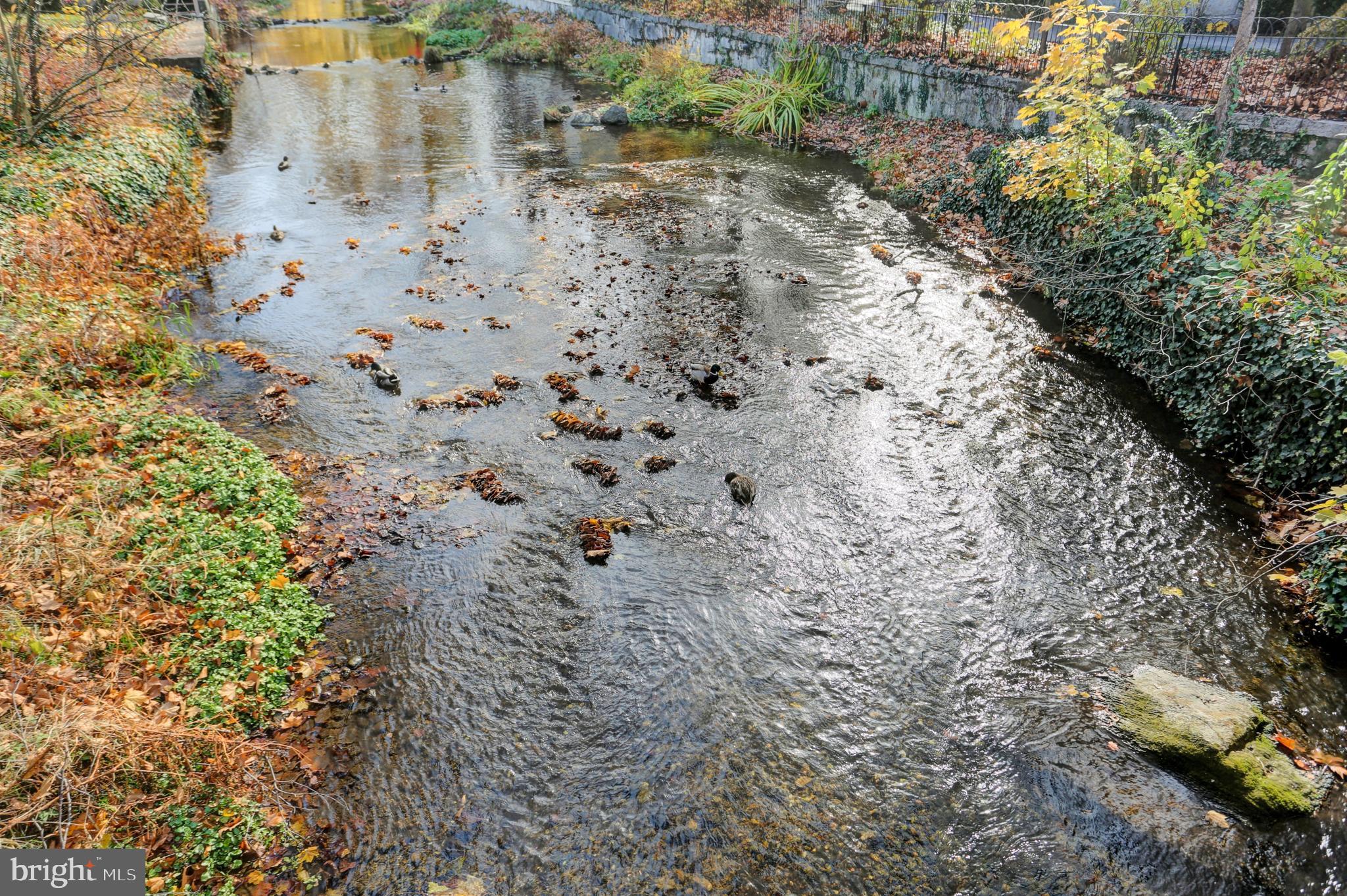 78 - 80 W King STREET