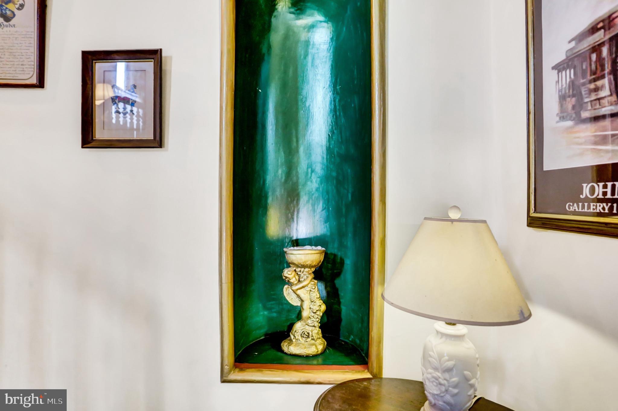 78 - 80 W King STREET