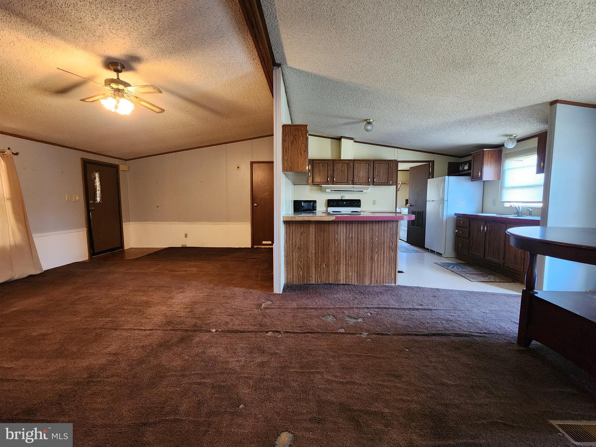 8 Robin DRIVE