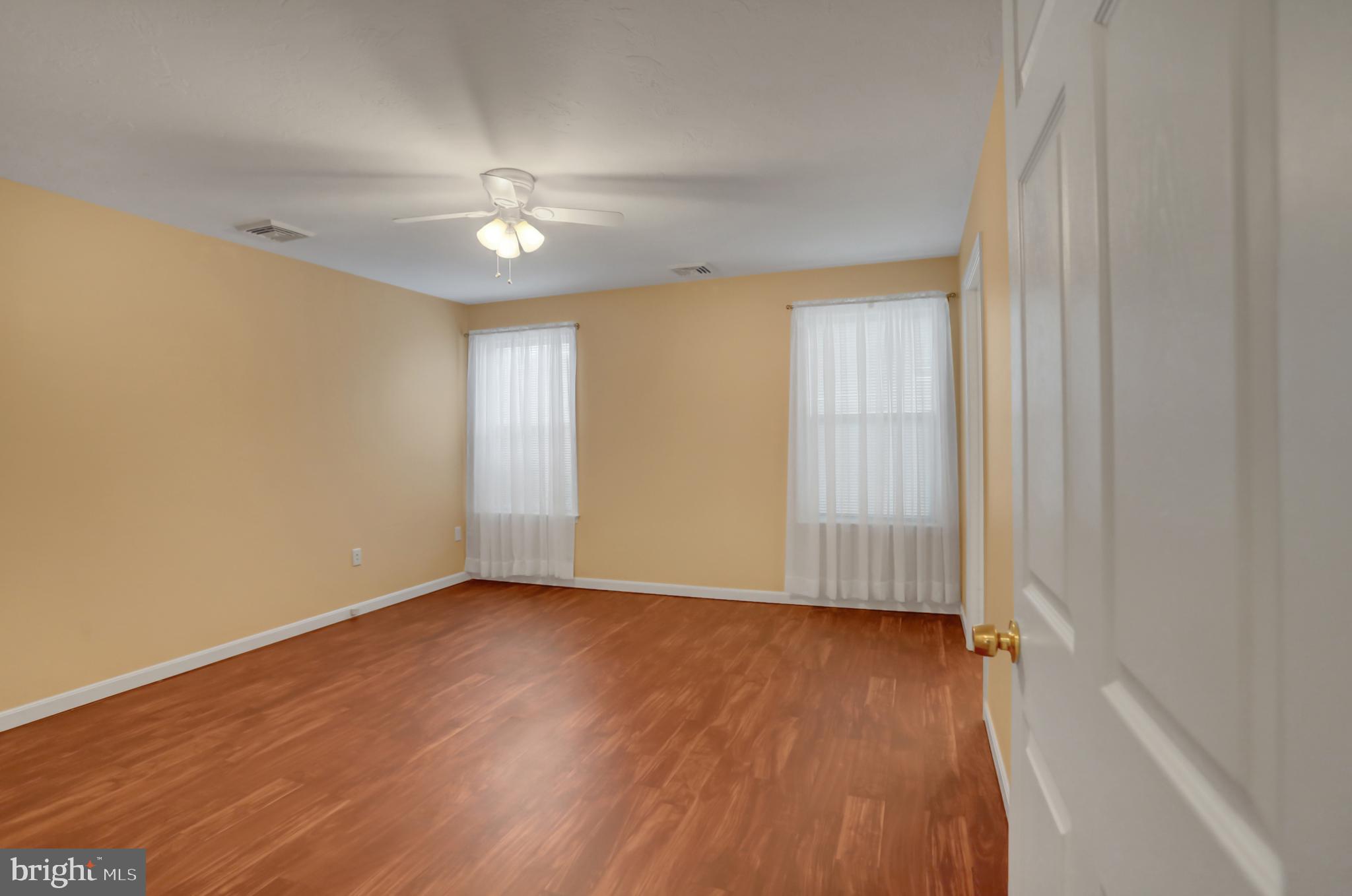 95 Lantern Ln