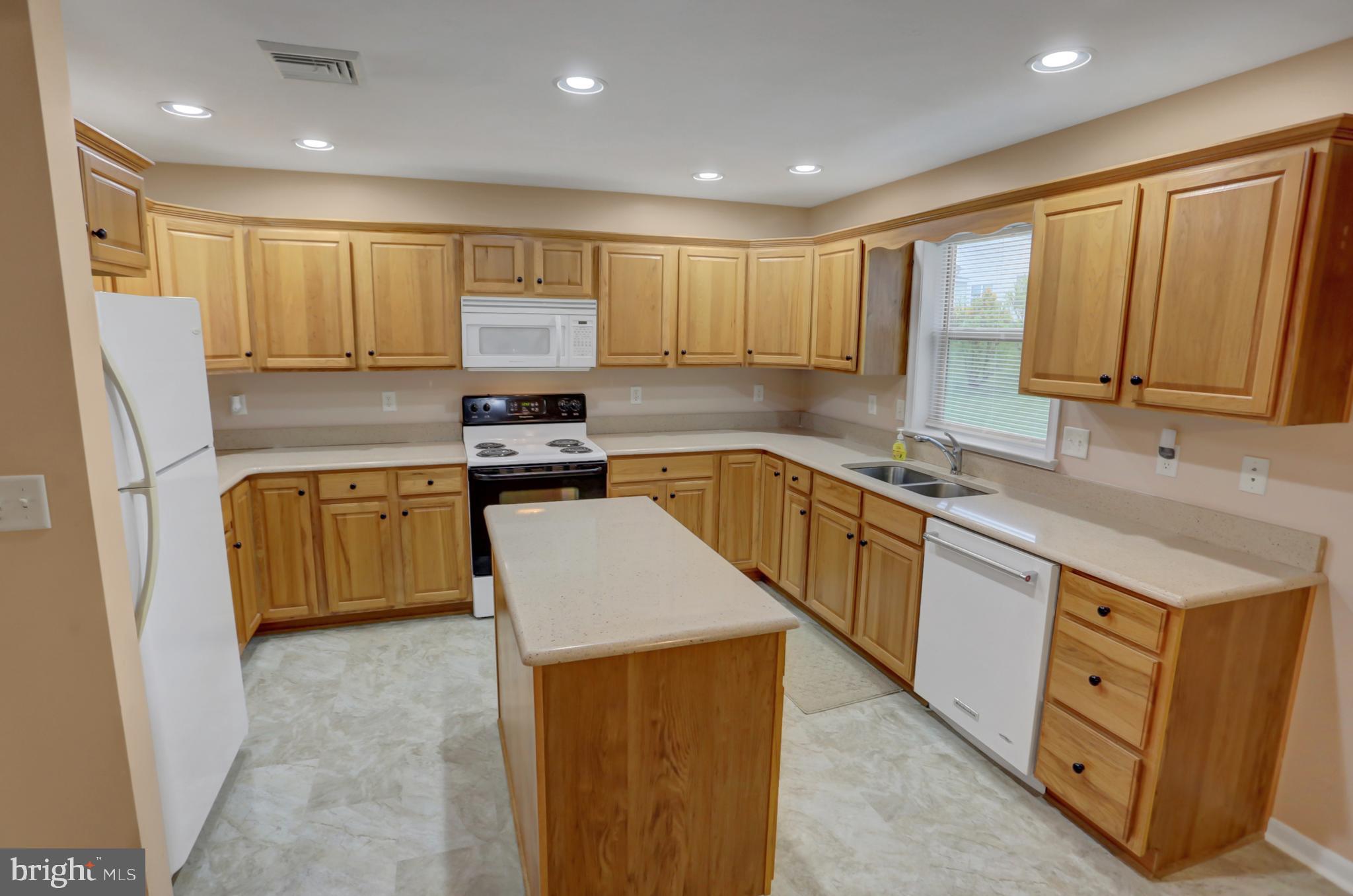 95 Lantern Ln