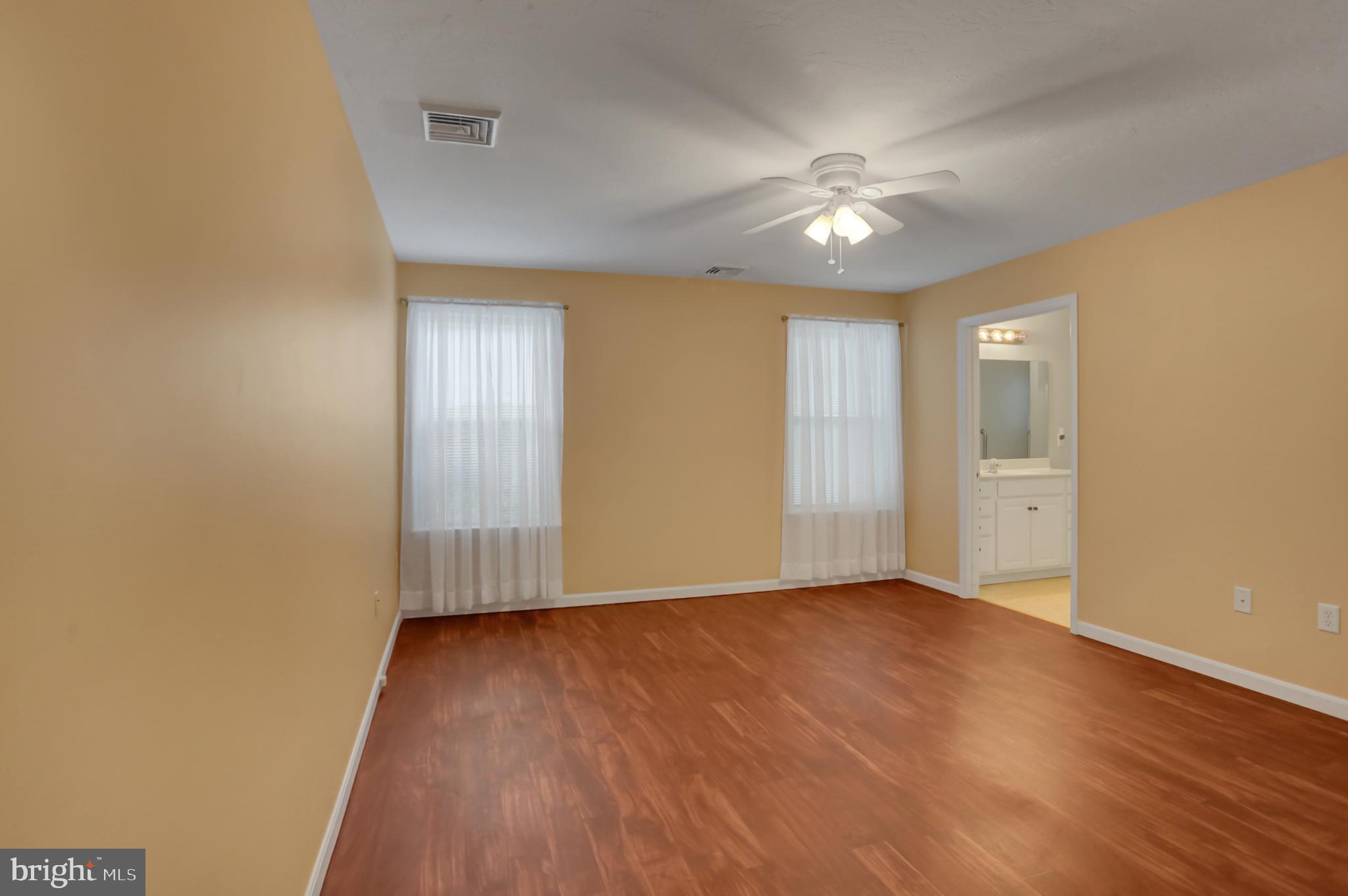 95 Lantern Ln