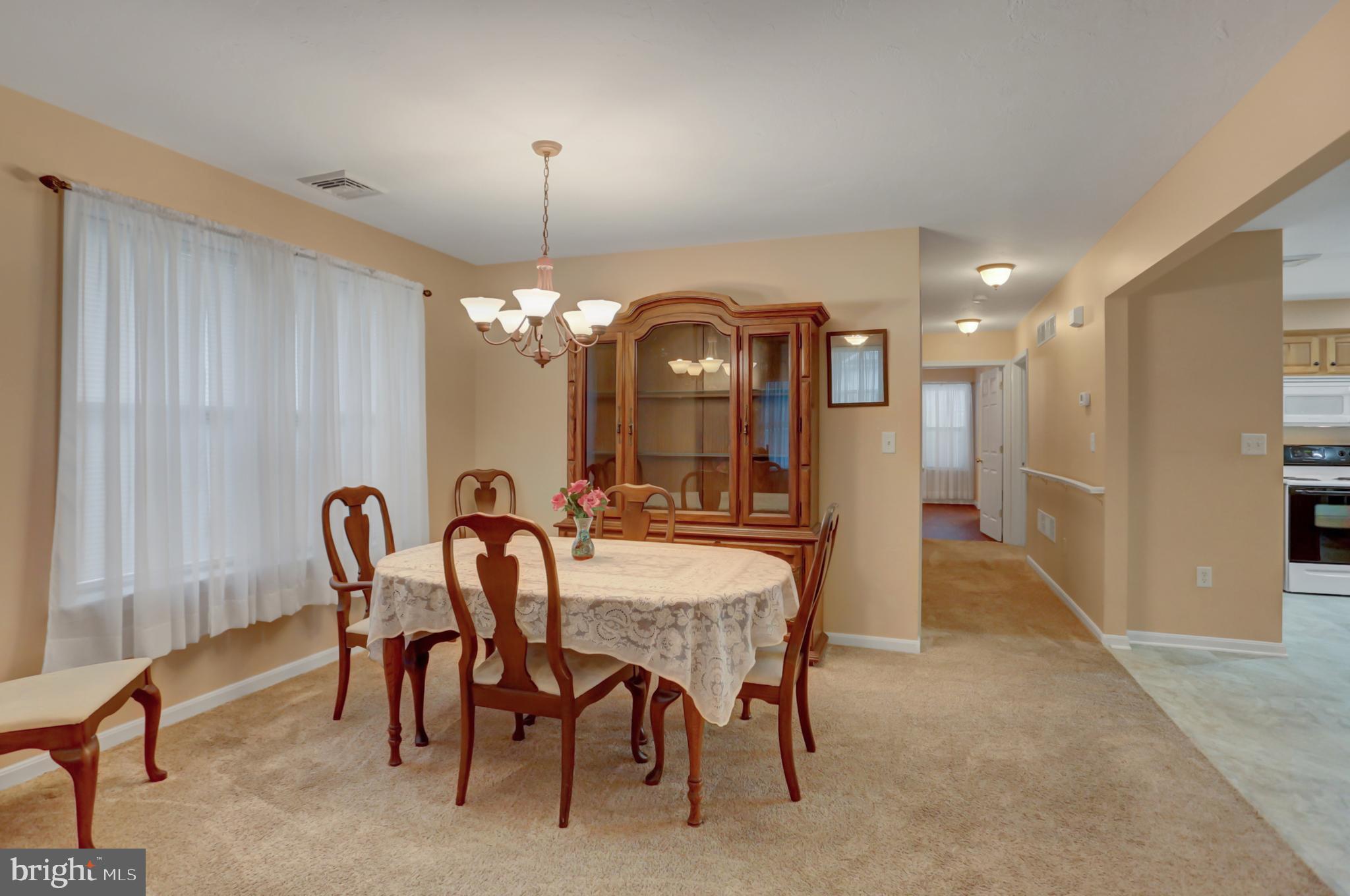 95 Lantern Ln