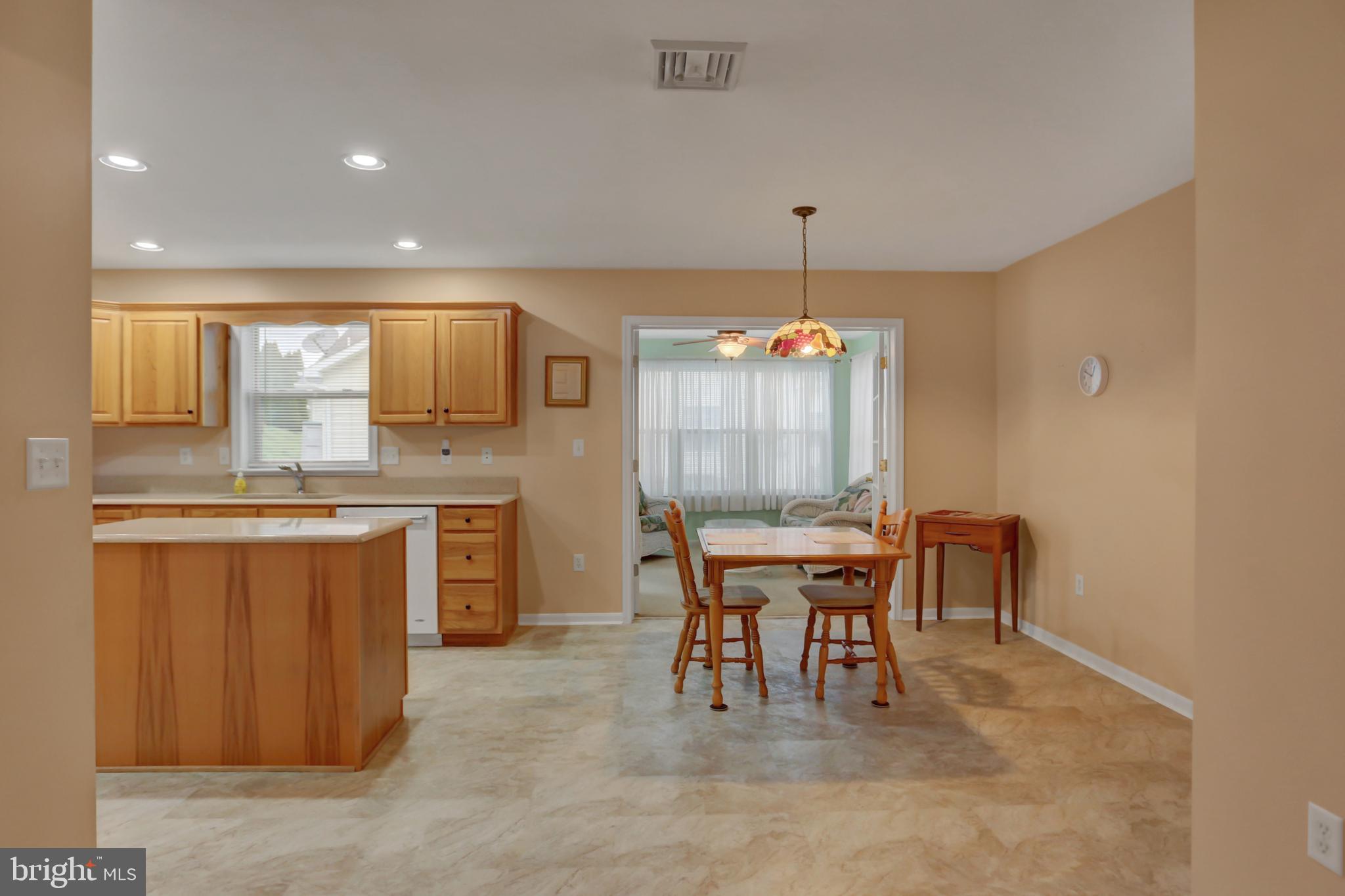 95 Lantern Ln