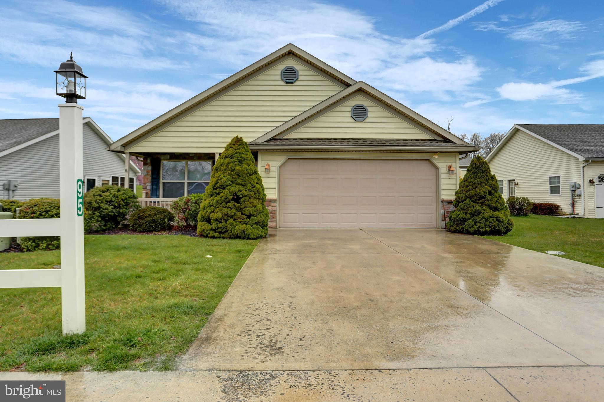 95 Lantern Ln