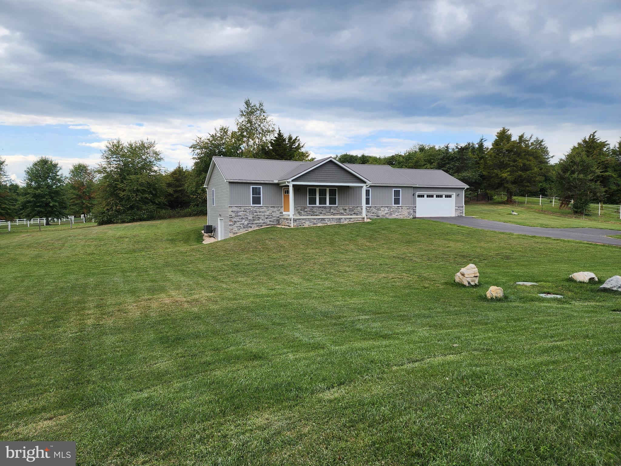 1841 Ritner Hwy
