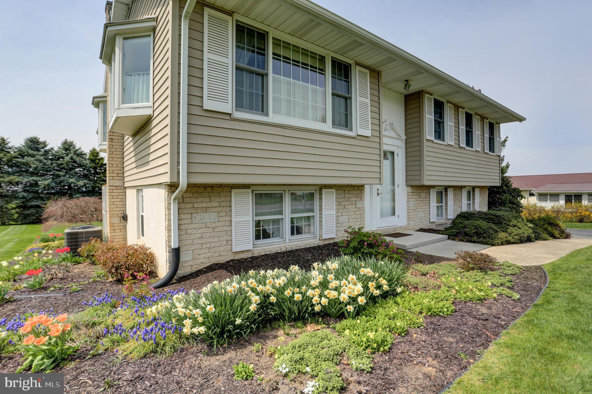 21 Carla Dr