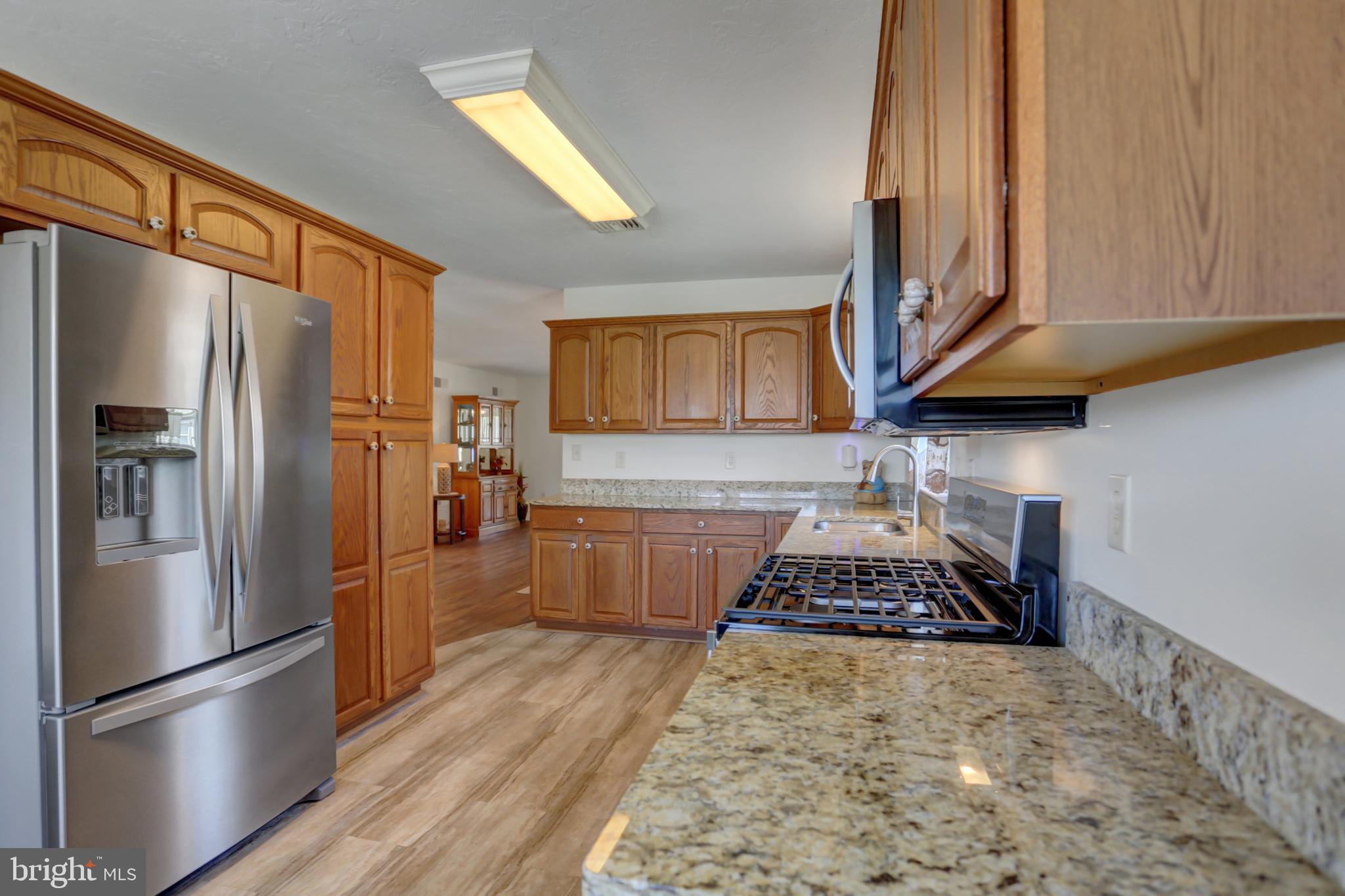 49 Lantern Ln