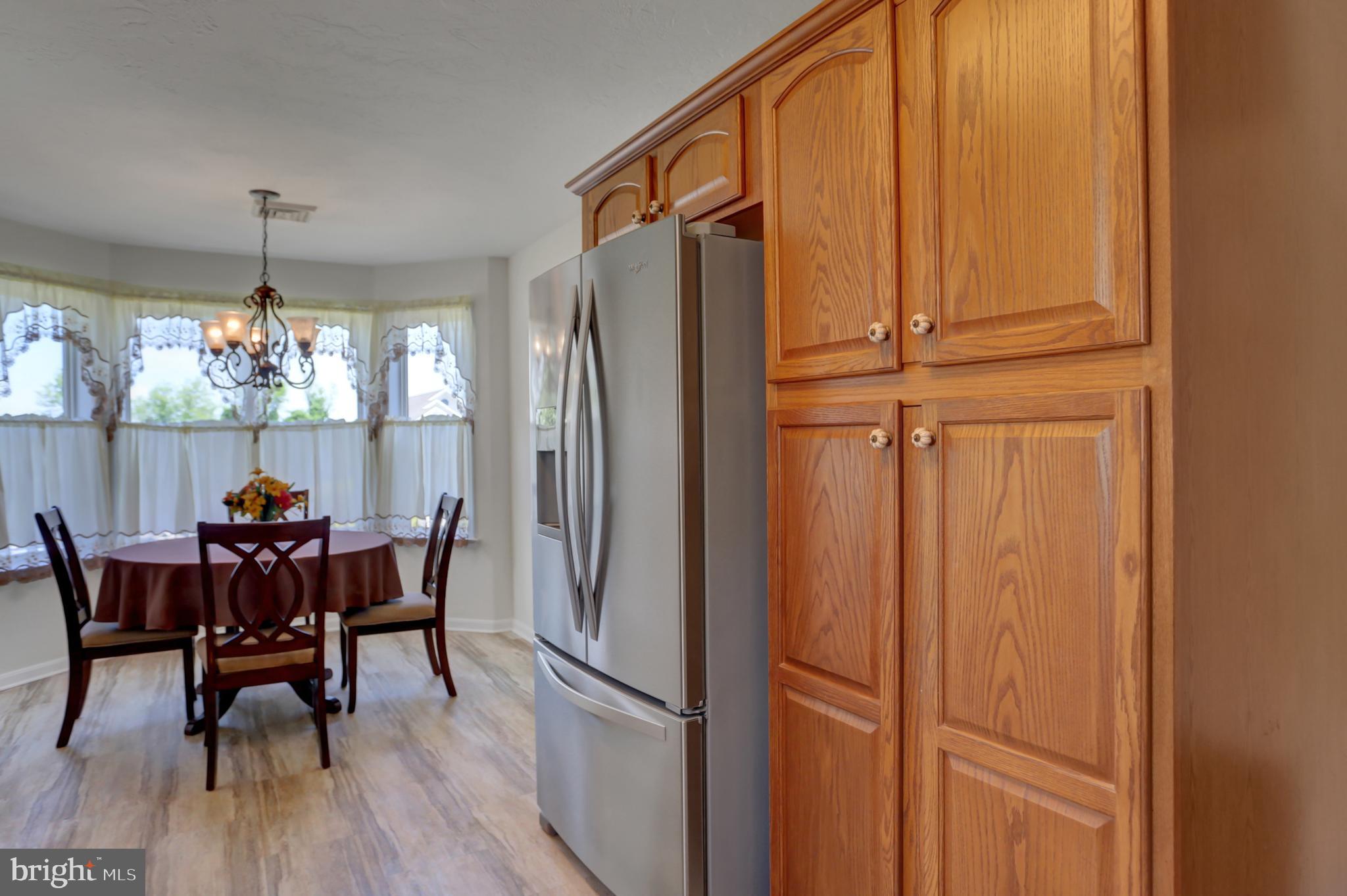 49 Lantern Ln