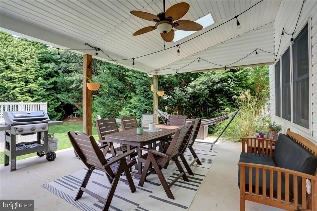 407 William Dr