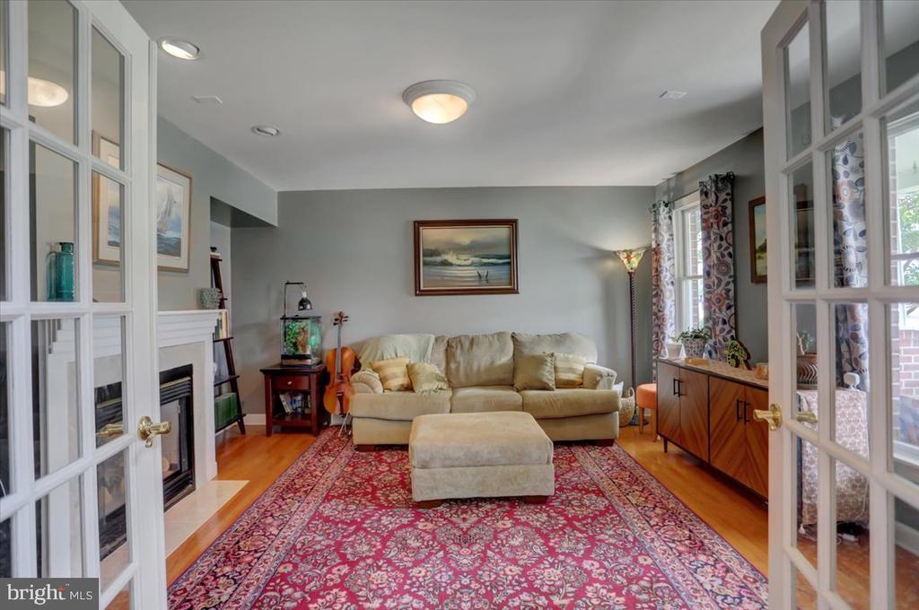 407 William Dr