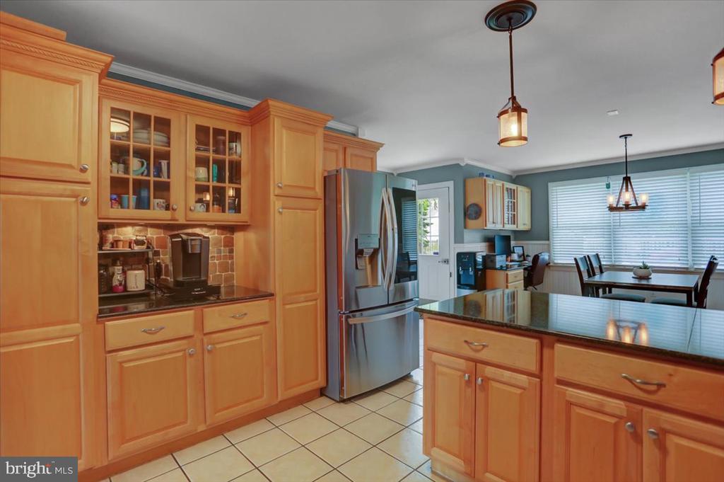 407 William Dr