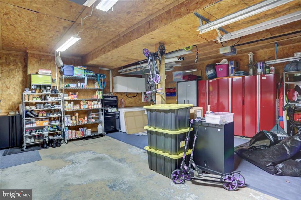 407 William Dr