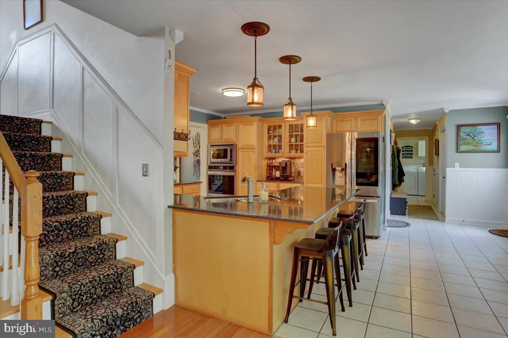 407 William Dr