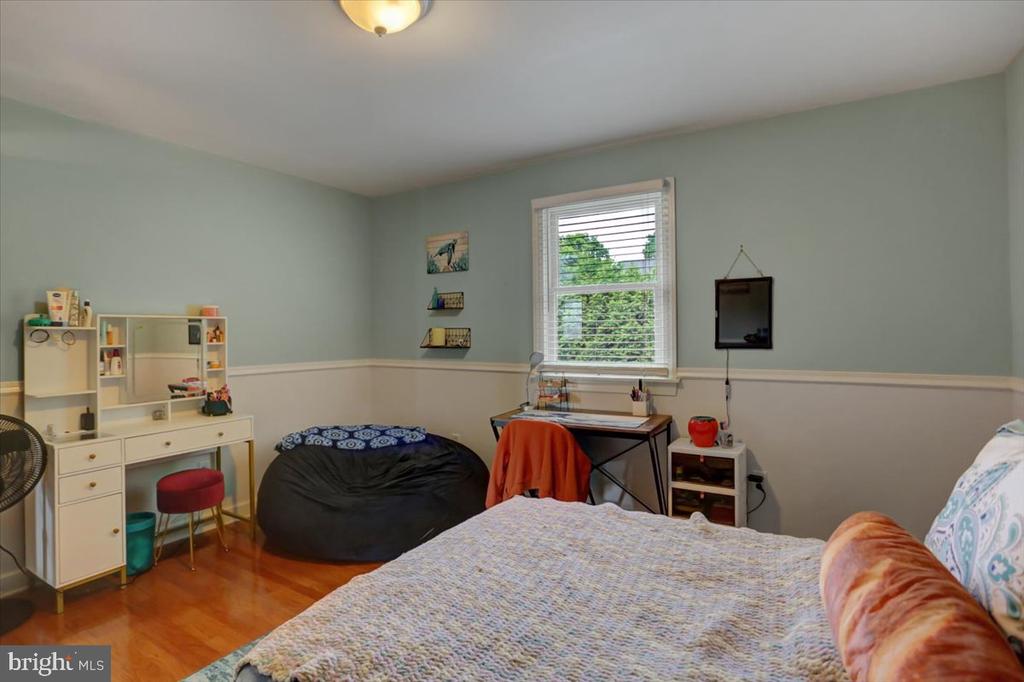 407 William Dr