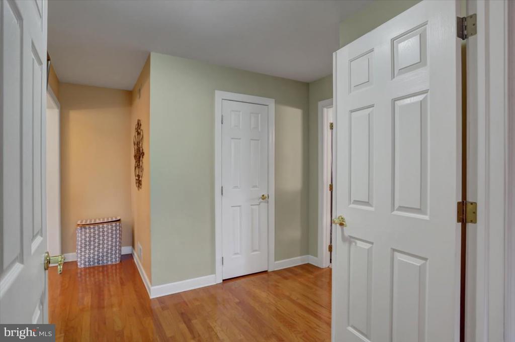 407 William Dr
