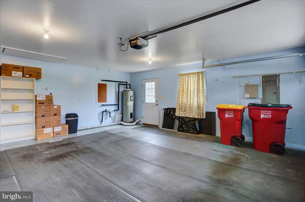 46 Lantern Ln