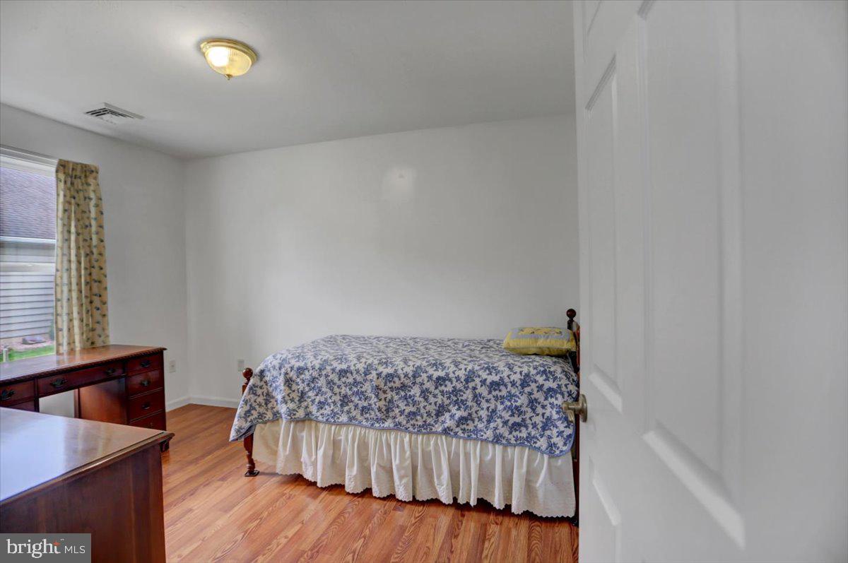 46 Lantern Ln