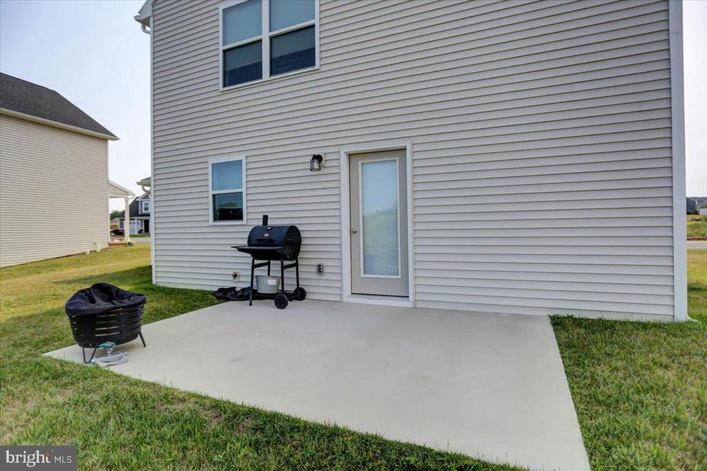 200 Woodridge Dr