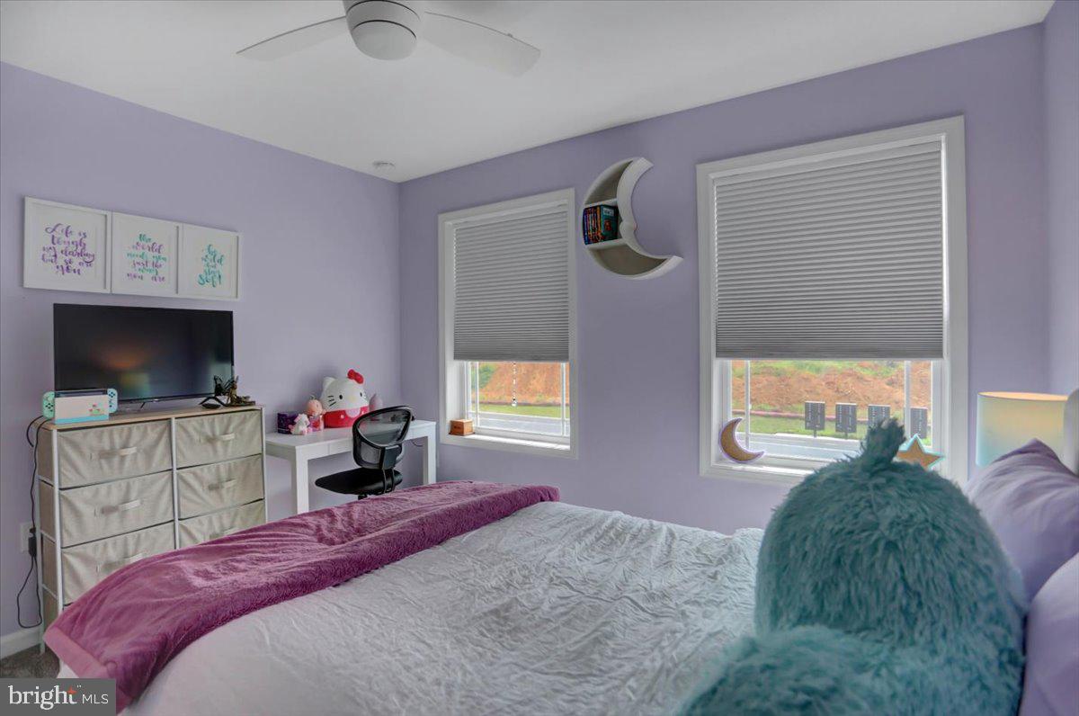 200 Woodridge Dr