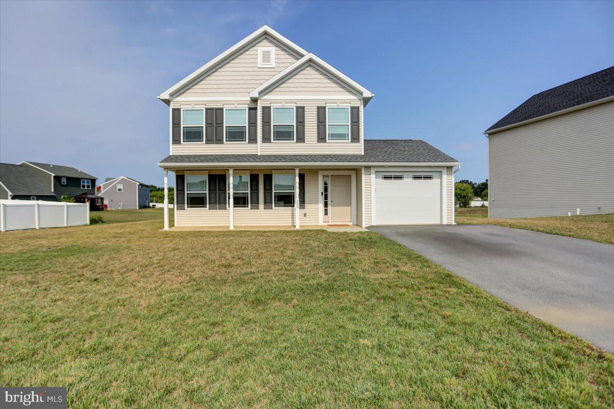 200 Woodridge Dr
