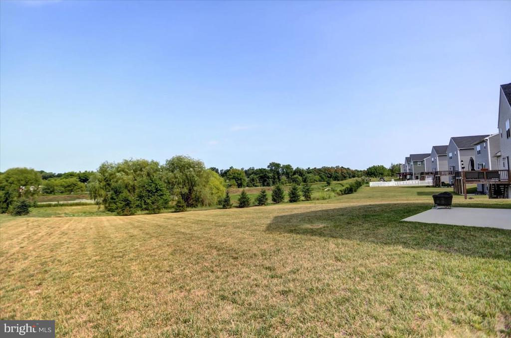 200 Woodridge Dr