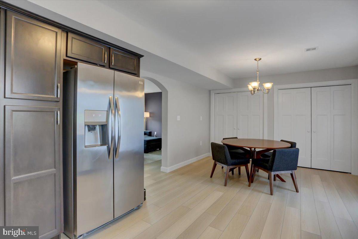 200 Woodridge Dr