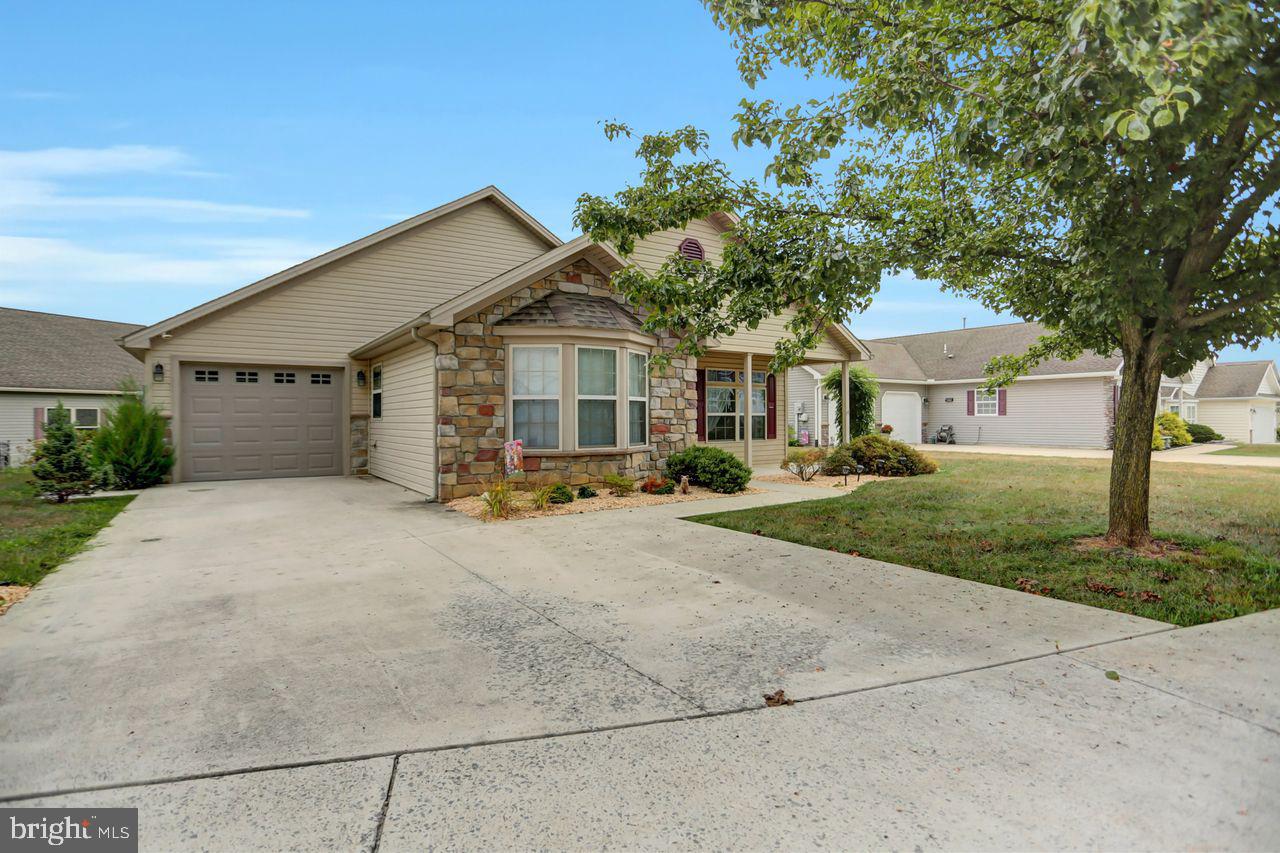 20 Colonial Ct