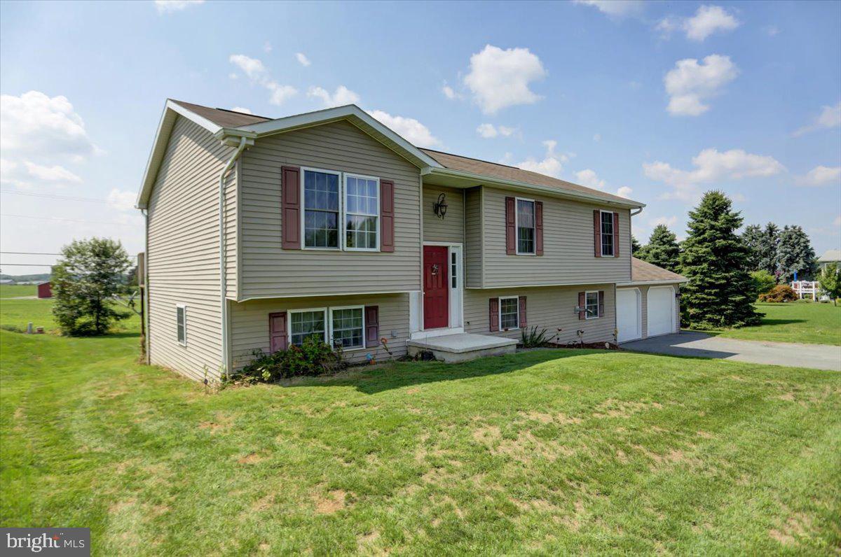 25 Carla Dr