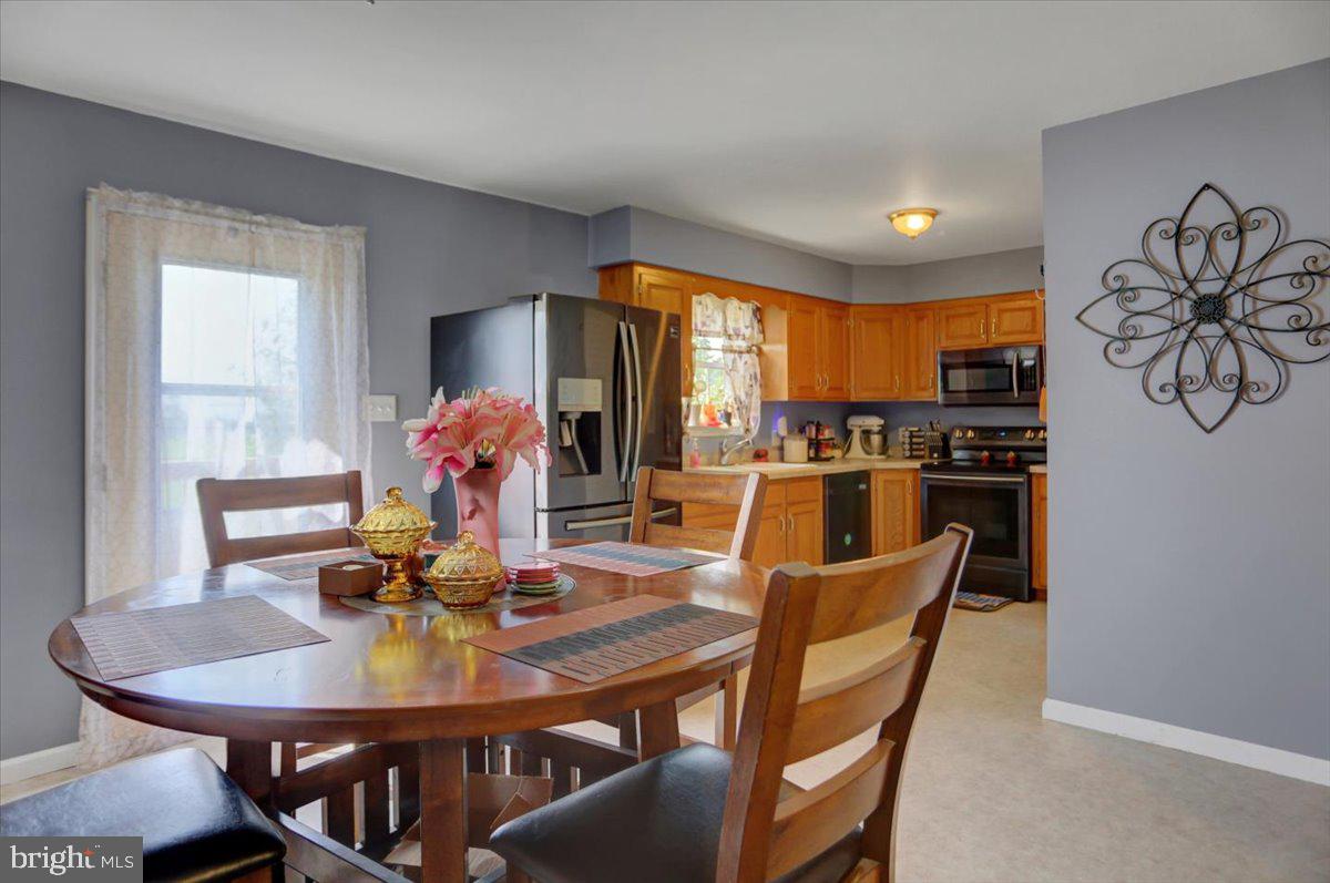 25 Carla Dr