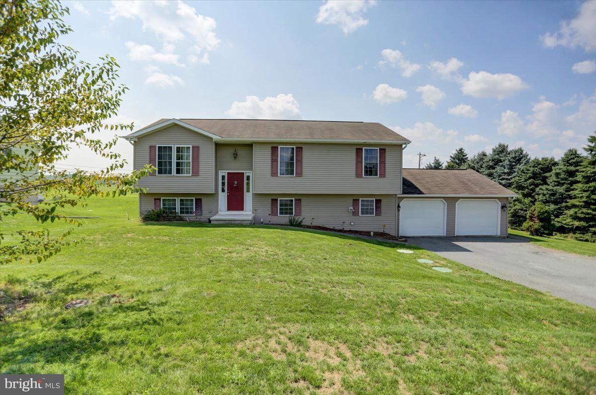 25 Carla Dr