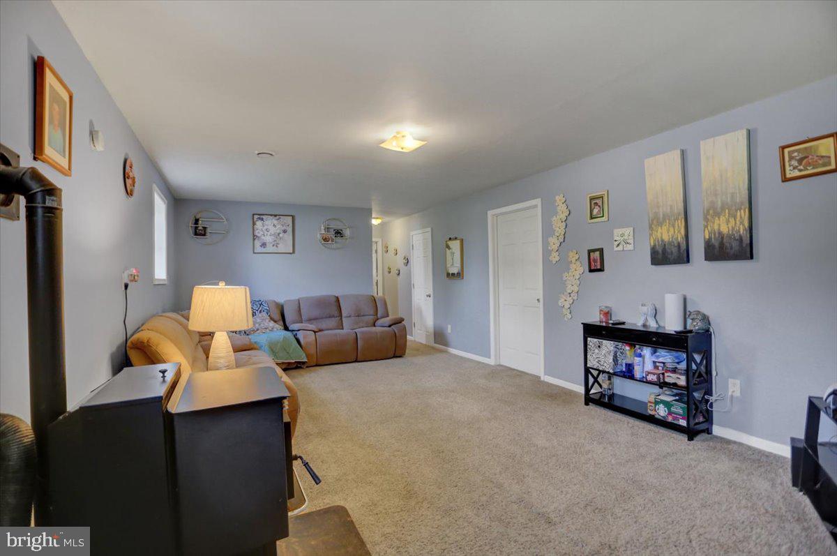 25 Carla Dr
